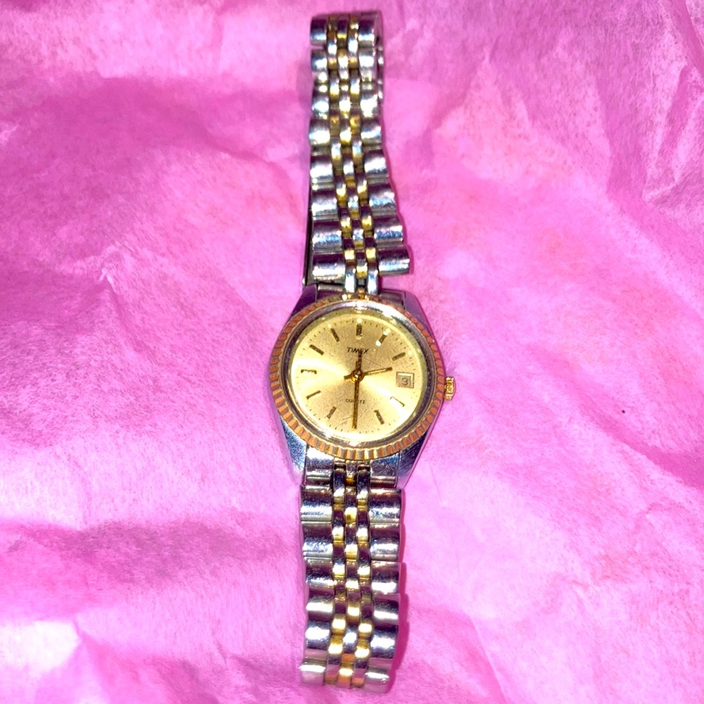 ⌚️⏱️ TIMEX Vintage Women’s Female Watch - 1970’s 1980’s Silver Gold Tone ⏱️⌚️